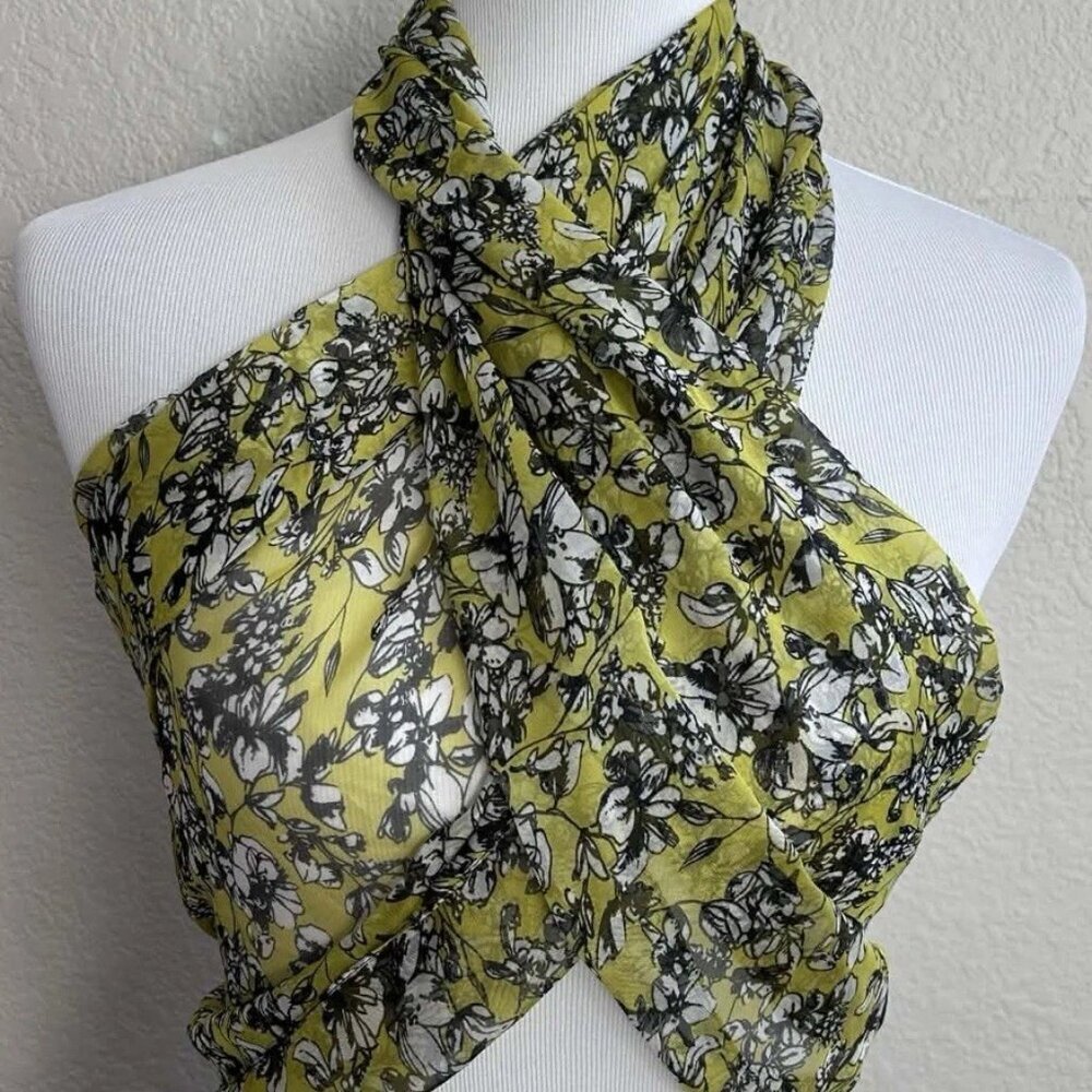 NWT Cejon Multi-Purpose Women's Floral Scarf Wrap